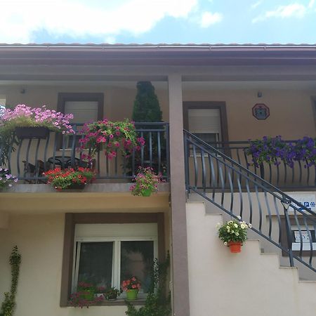 Apartman Kaca Cetinje Quarto foto